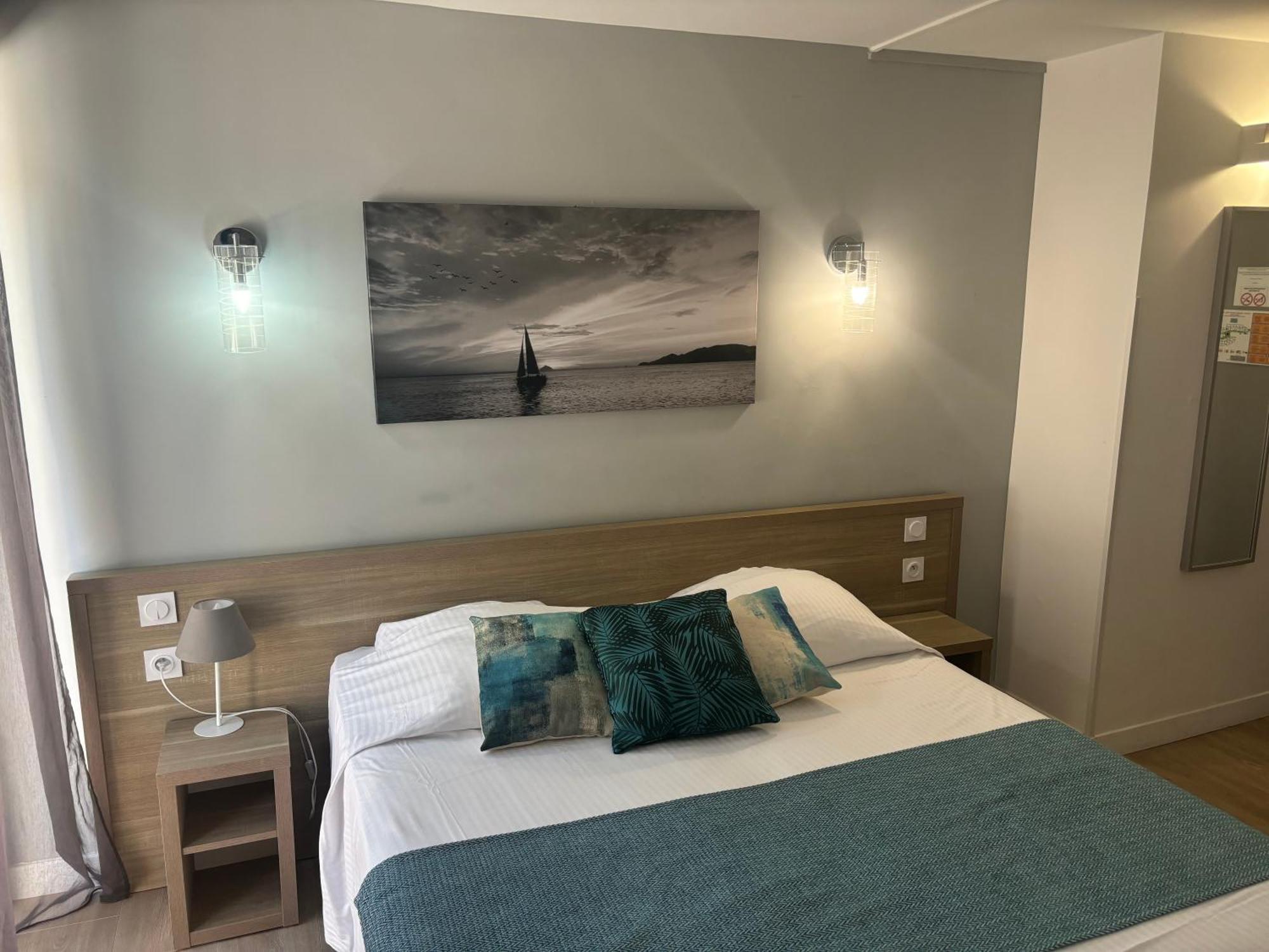 Hotel La Voile Bormes-les-Mimosas Eksteriør billede